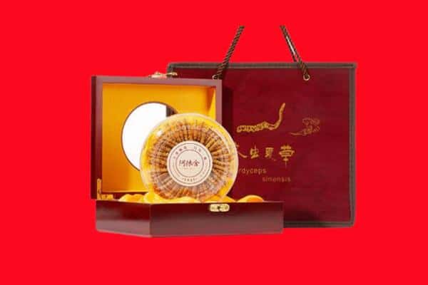 收购资讯:北京昌平区回收冬虫夏草是按克吗